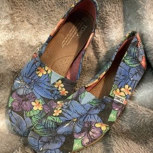 Toms Tropical Pattern Shoes